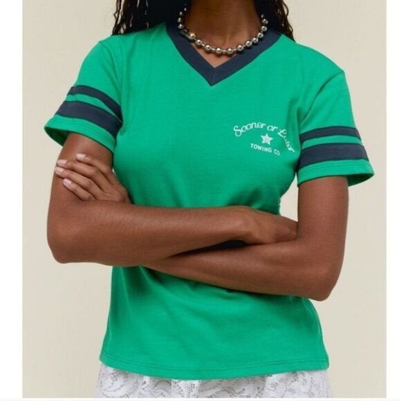 Daydreamer Sooner Or Later Towing Co. Sporty Tee Size XS NWT - Picture 1 of 8